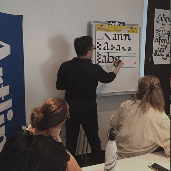 Taller de introducción a la caligrafía