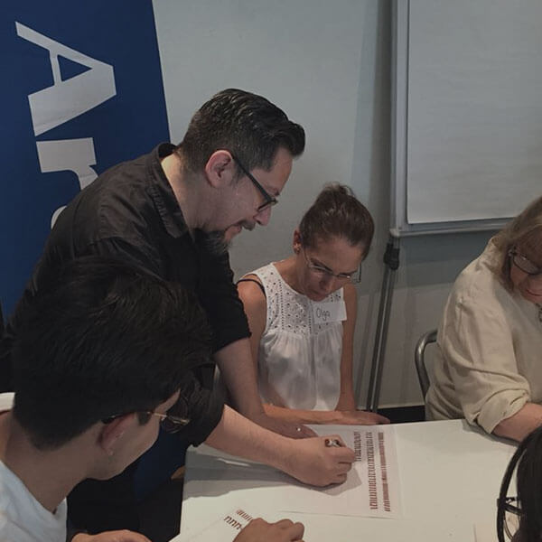 Taller de introducción a la caligrafía
